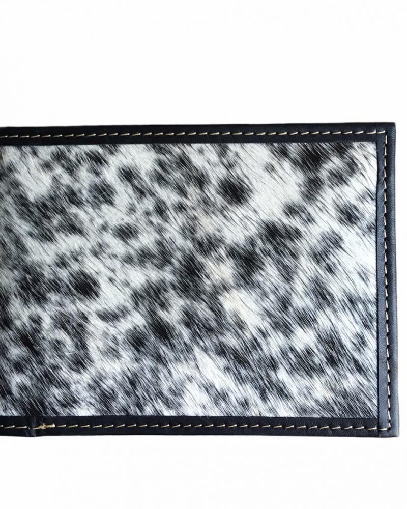 Cuero London Cow Hide Card Holder - Image 2